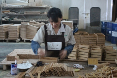 11. assembly of bamboo boxes