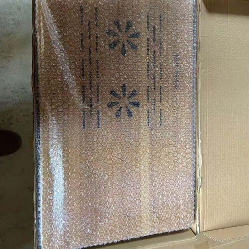 Bubble bag packaging for bamboo laptop desks
