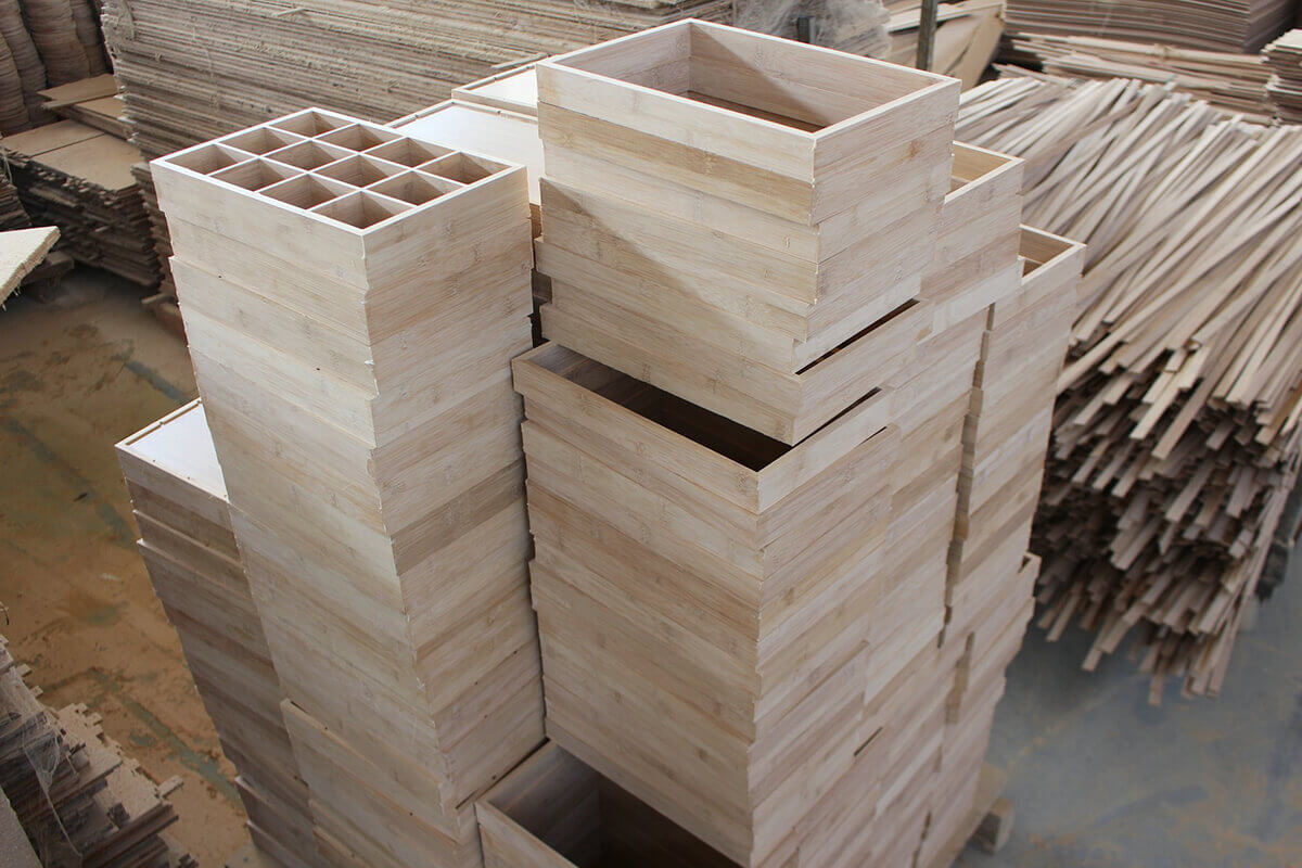 Production of bamboo boxes